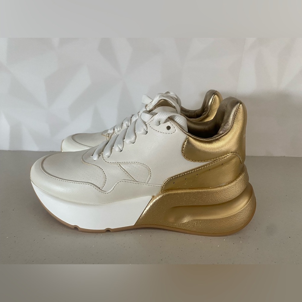 Brand new Alexander McQueen sneakers